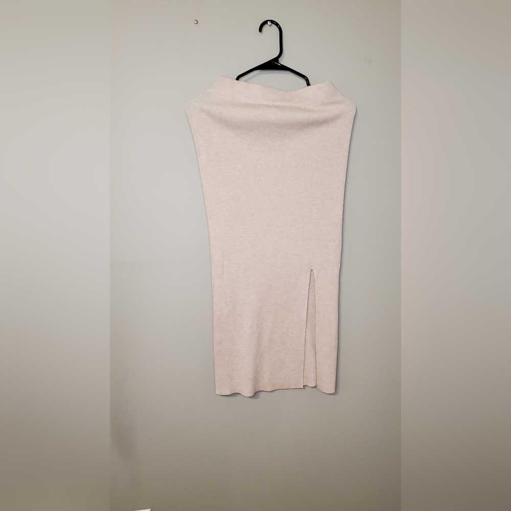 Olive & Oak Light Pink Midi Skirt